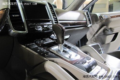 厦门保时捷巅峰演绎2010海峡西岸汽车博览 海西汽车网 厦门保时捷巅峰演绎2010海峡西岸汽车博览 海西汽车网