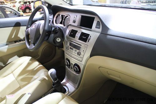 5.89万元起 腾翼C30精品低价领跑A级家轿 海西汽车网 5.89万元起 腾翼C30精品低价领跑A级家轿 海西汽车网